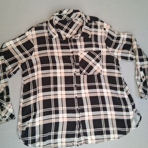 TORRID SIZE 00 Black & Cream Plaid Button-Front Shirt
